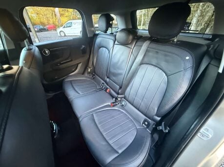 Mini Countryman 1.5 Countryman Cooper Exclusive Auto 5dr 16
