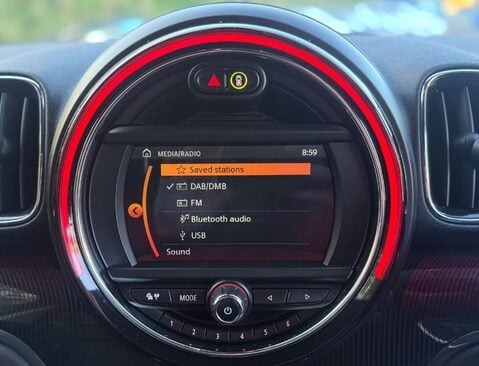 Mini Countryman 1.5 Countryman Cooper Exclusive Auto 5dr 37