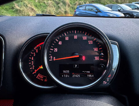 Mini Countryman 1.5 Countryman Cooper Exclusive Auto 5dr 32