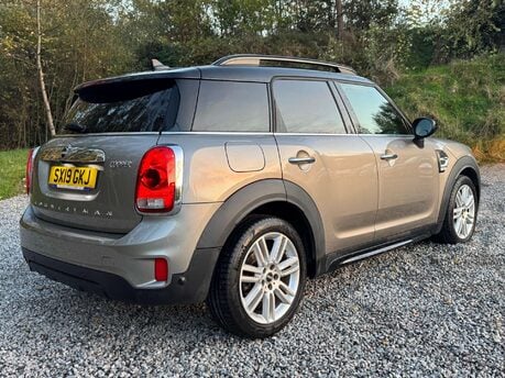 Mini Countryman 1.5 Countryman Cooper Exclusive Auto 5dr