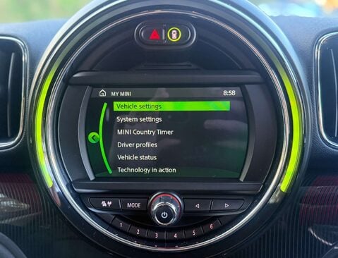 Mini Countryman 1.5 Countryman Cooper Exclusive Auto 5dr 38