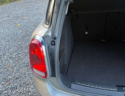 Mini Countryman 1.5 Countryman Cooper Exclusive Auto 5dr 11