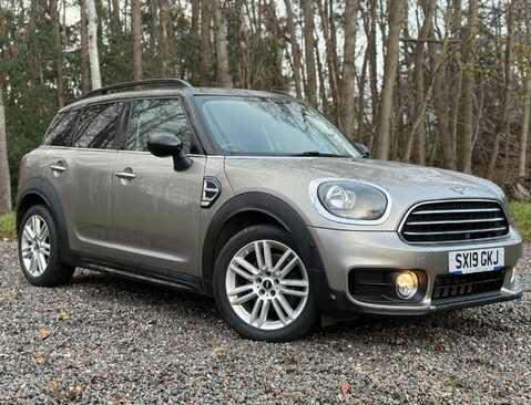Mini Countryman 1.5 Countryman Cooper Exclusive Auto 5dr 1