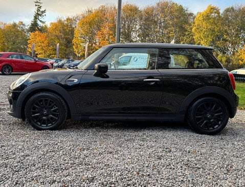 Mini Hatch 1.5 Cooper Classic 3dr 4