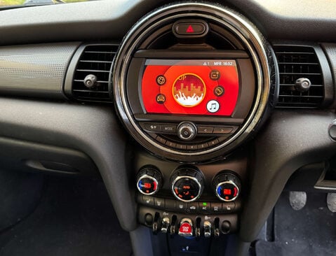 Mini Hatch 1.5 Cooper Classic 3dr 9