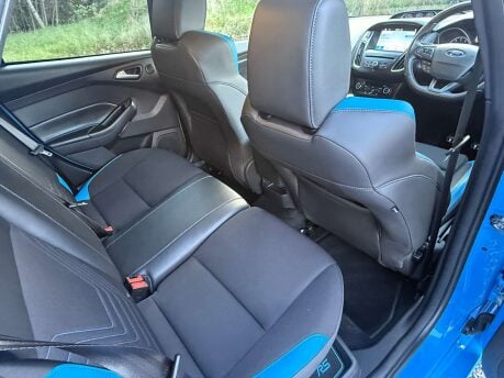 Ford Focus 2.3 Focus RS 4WD 5dr 12