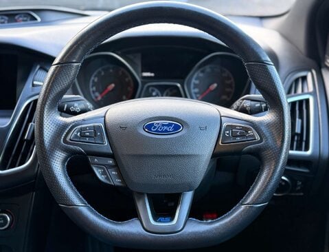 Ford Focus 2.3 Focus RS 4WD 5dr 20