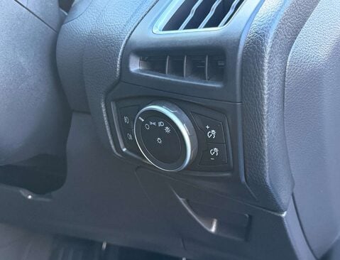 Ford Focus 2.3 Focus RS 4WD 5dr 34