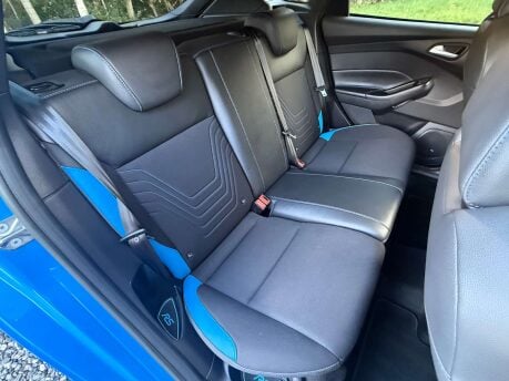 Ford Focus 2.3 Focus RS 4WD 5dr 14