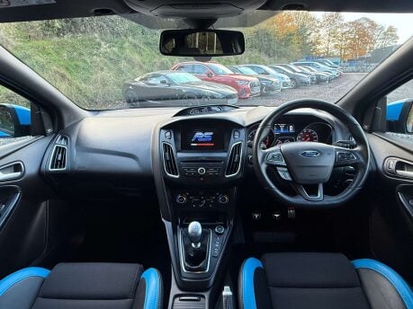 Ford Focus 2.3 Focus RS 4WD 5dr 18