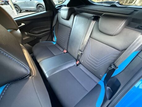 Ford Focus 2.3 Focus RS 4WD 5dr 17
