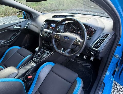 Ford Focus 2.3 Focus RS 4WD 5dr 27