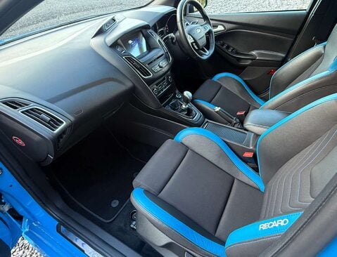 Ford Focus 2.3 Focus RS 4WD 5dr 21