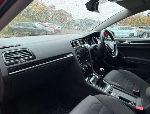 Volkswagen Golf 1.6 Golf GT TDI BlueMotion Technology 5dr 26