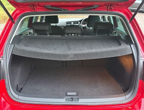 Volkswagen Golf 1.6 Golf GT TDI BlueMotion Technology 5dr 12