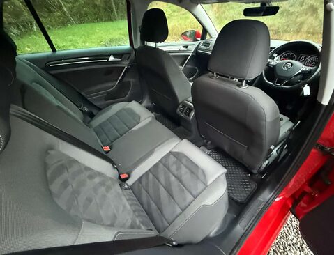 Volkswagen Golf 1.6 Golf GT TDI BlueMotion Technology 5dr 19