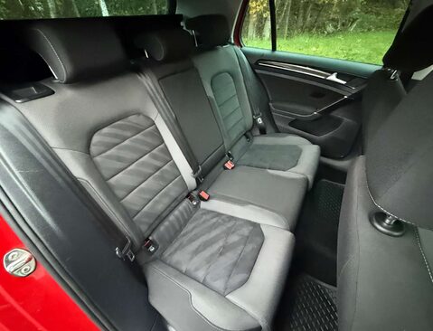 Volkswagen Golf 1.6 Golf GT TDI BlueMotion Technology 5dr 21