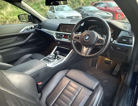 BMW 4 Series 2.0 420i M Sport Professional Edition Auto 2dr 39