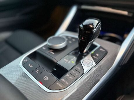 BMW 4 Series 2.0 420i M Sport Professional Edition Auto 2dr 52