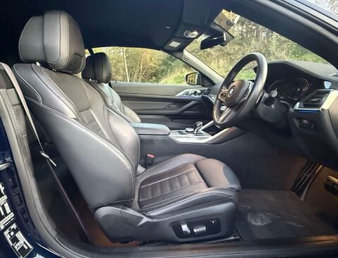 BMW 4 Series 2.0 420i M Sport Professional Edition Auto 2dr 38