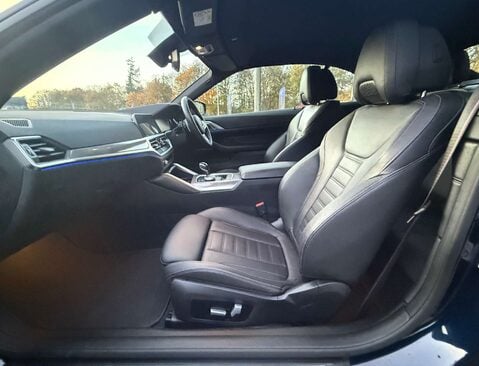 BMW 4 Series 2.0 420i M Sport Professional Edition Auto 2dr 31