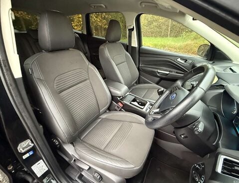 Ford Kuga 1.5 Kuga Titanium TDCI 5dr 33