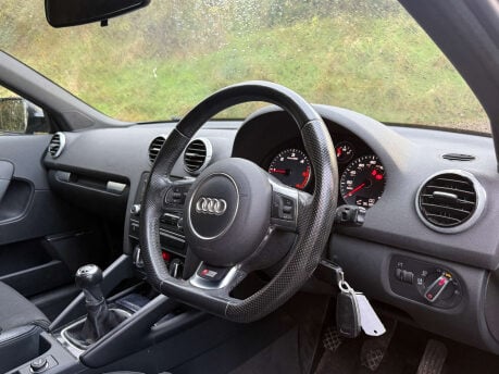 Audi A3 2.0 A3 Sportback TDI 138 S Line Special Edition 5dr 14