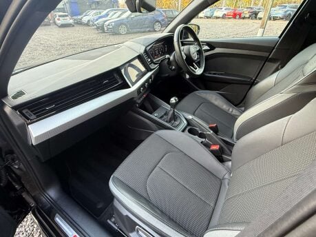 Audi A1 1.0 A1 Sportback 25 TFSI S Line 5dr 21
