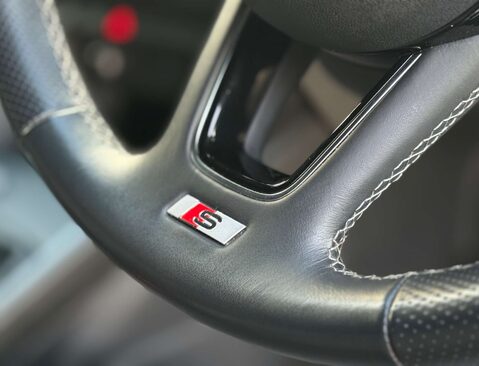 Audi A1 1.0 A1 Sportback 25 TFSI S Line 5dr 30