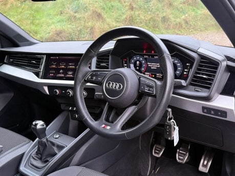 Audi A1 1.0 A1 Sportback 25 TFSI S Line 5dr 18