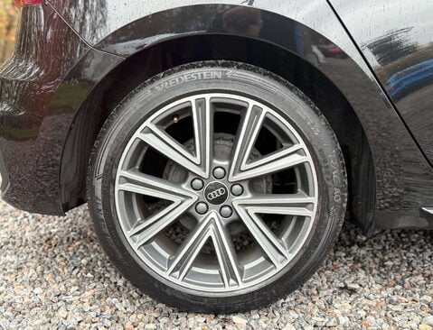 Audi A1 1.0 A1 Sportback 25 TFSI S Line 5dr 9