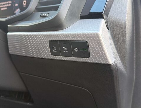 Audi A1 1.0 A1 Sportback 25 TFSI S Line 5dr 27