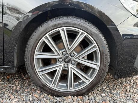 Audi A1 1.0 A1 Sportback 25 TFSI S Line 5dr 9