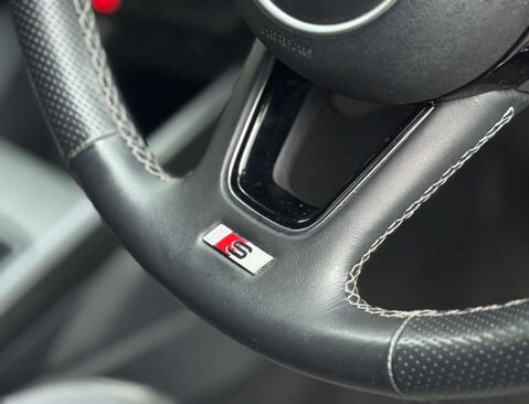 Audi A1 1.0 A1 Sportback 25 TFSI S Line 5dr 11