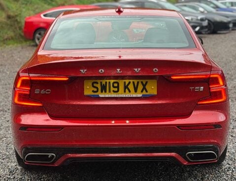 Volvo S60 2.0 S60 R-Design Edition T5 Auto 4dr 4