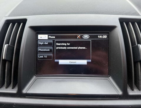 Land Rover Freelander 2.2 Freelander Dynamic SD4 Auto 4WD 5dr 19