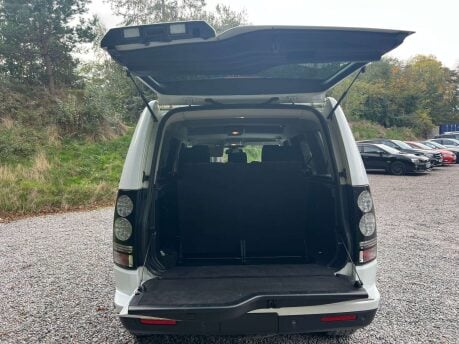 Land Rover Discovery 3.0 Discovery SE SDV6 Auto 4WD 5dr 6