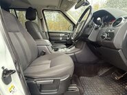 Land Rover Discovery 3.0 Discovery SE SDV6 Auto 4WD 5dr 25