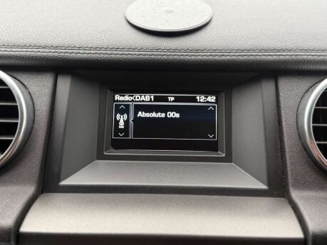 Land Rover Discovery 3.0 Discovery SE SDV6 Auto 4WD 5dr 34