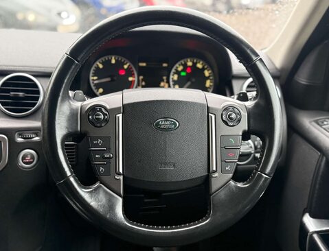 Land Rover Discovery 3.0 Discovery SE SDV6 Auto 4WD 5dr 28