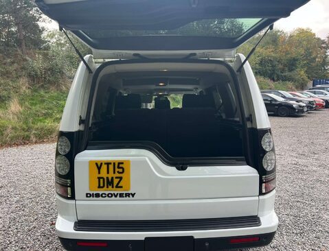 Land Rover Discovery 3.0 Discovery SE SDV6 Auto 4WD 5dr 5