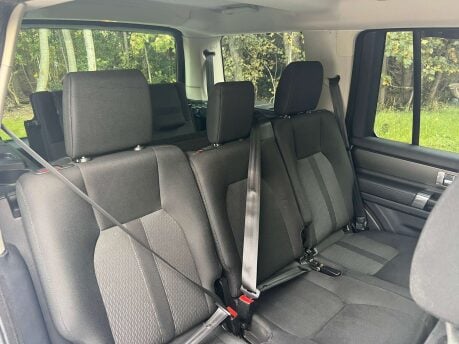 Land Rover Discovery 3.0 Discovery SE SDV6 Auto 4WD 5dr 15