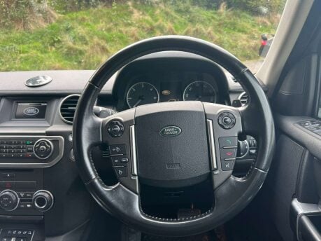 Land Rover Discovery 3.0 Discovery SE SDV6 Auto 4WD 5dr 8