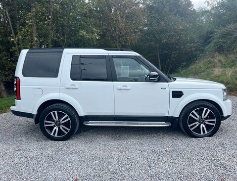 Land Rover Discovery 3.0 Discovery SE SDV6 Auto 4WD 5dr 2