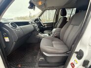 Land Rover Discovery 3.0 Discovery SE SDV6 Auto 4WD 5dr 21