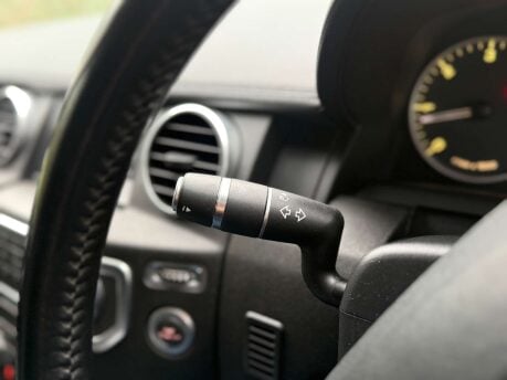 Land Rover Discovery 3.0 Discovery SE SDV6 Auto 4WD 5dr 41