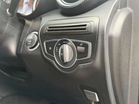 Mercedes-Benz GLC 2.1 GLC 220 Urban Edition D 4Matic Auto 4WD 5dr 12