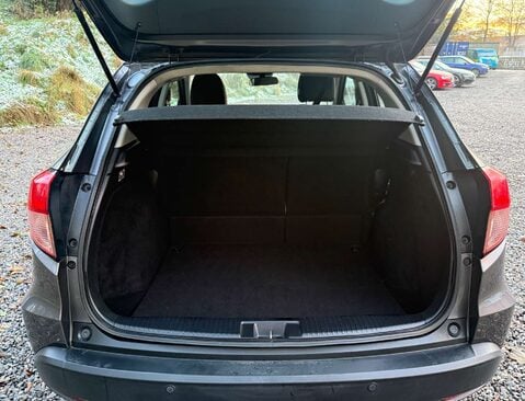 Honda HR-V 1.5 HR-V SE i-VTec 5dr 14