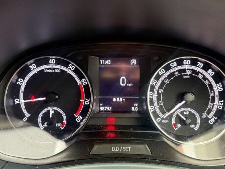 Skoda Fabia 1.0 Fabia Colour Edition TSI 5dr 16