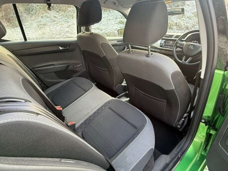 Skoda Fabia 1.0 Fabia Colour Edition TSI 5dr 9